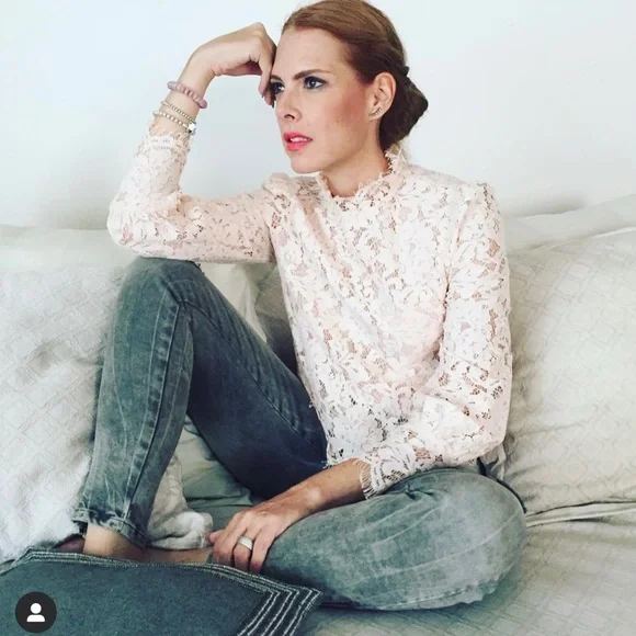 DO+BE Black Lace Blouse - Picture 5 of 5